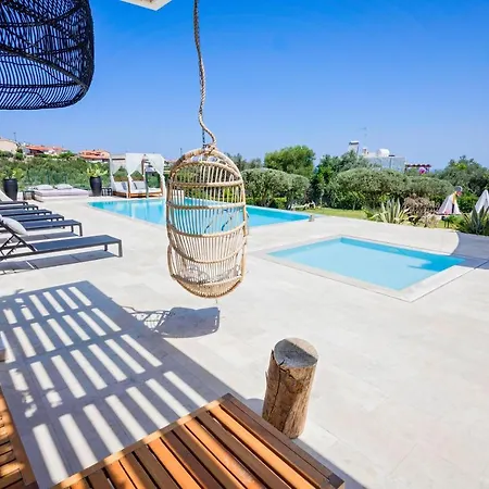 Made Of Blue Luxury Collection *