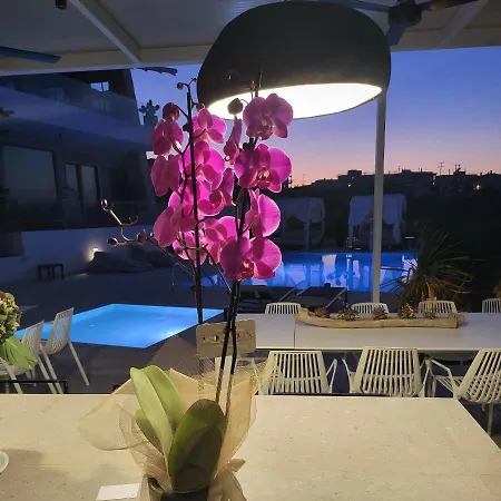 Made Of Blue Luxury Collection Réthymnon