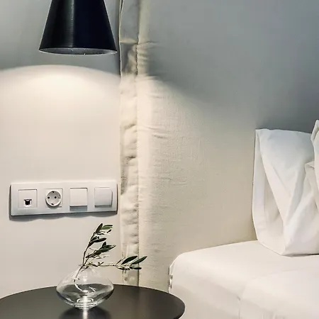 Made Of Blue Luxury Collection Willa