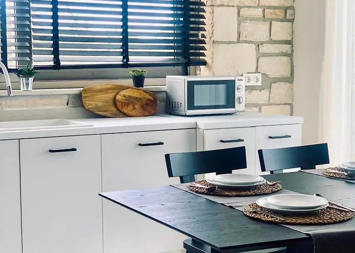 Made Of Blue Luxury Collection Rétino