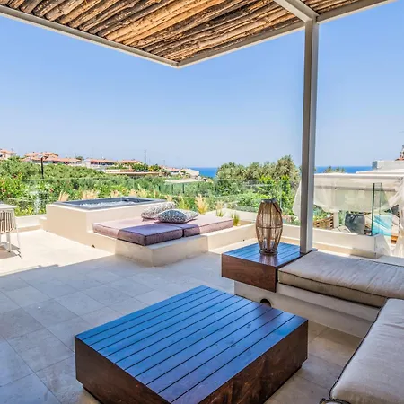 Made Of Blue Luxury Collection העיירה רתימנו